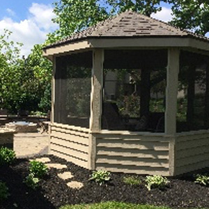 Screen Rooms with standard wall framing